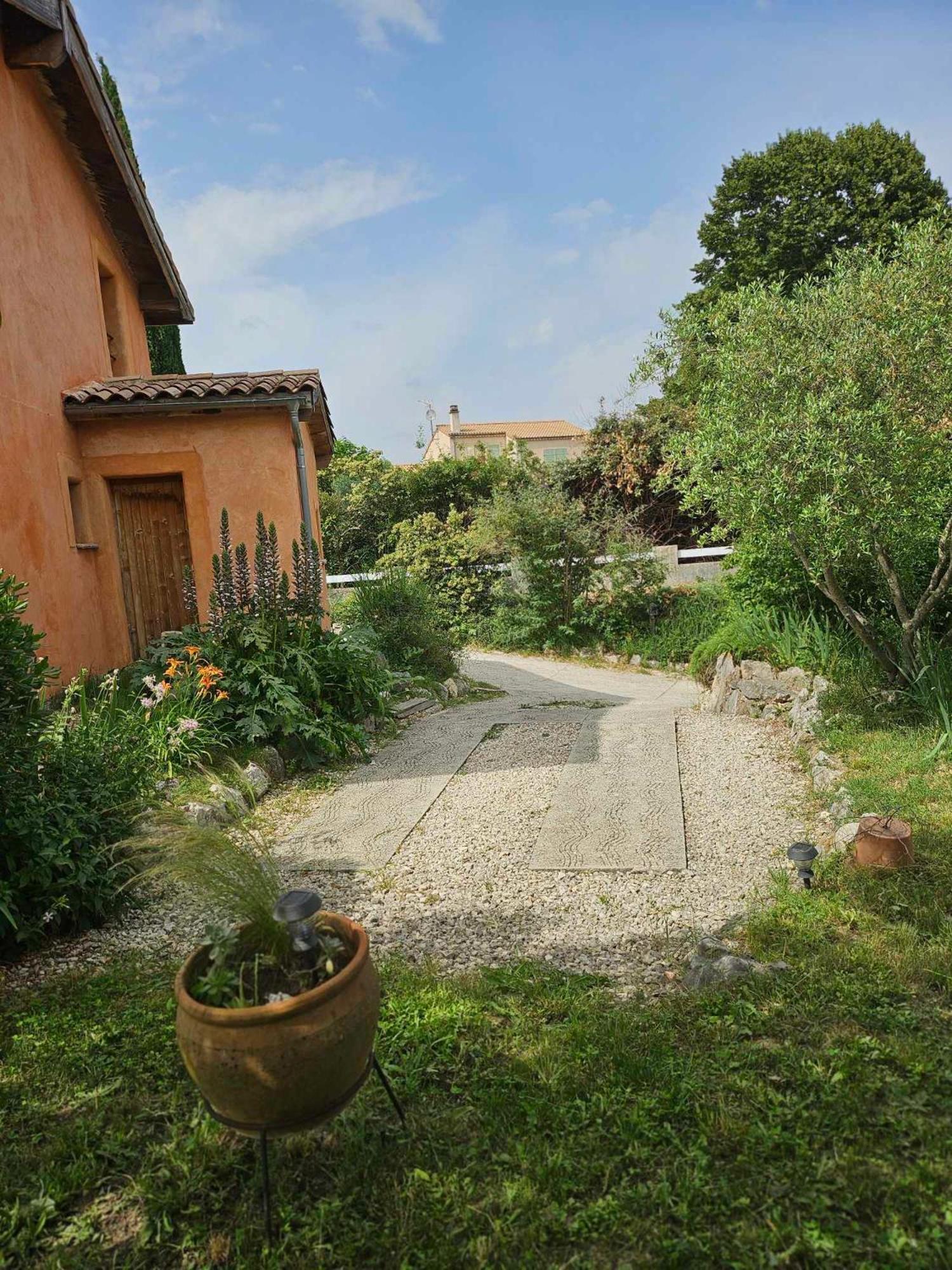 Brindepaille Bed & Breakfast Vallon-Pont-dʼArc Екстериор снимка